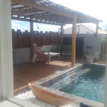 Maison Tonga Piscine Jaccuzi サン・ピエール エクステリア 写真